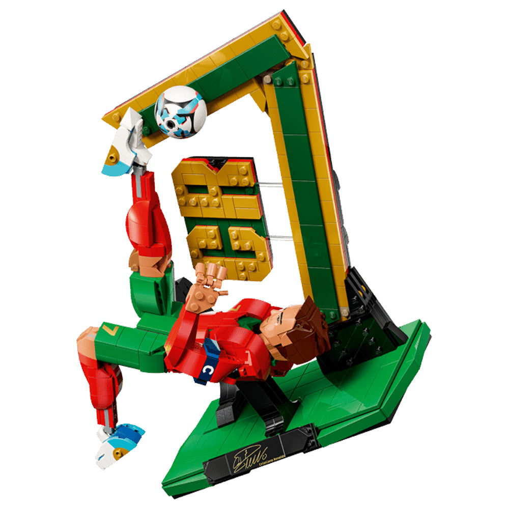 LEGO Editions 43016 Cristiano Ronaldo – Football Legend Age 12+ 854pcs