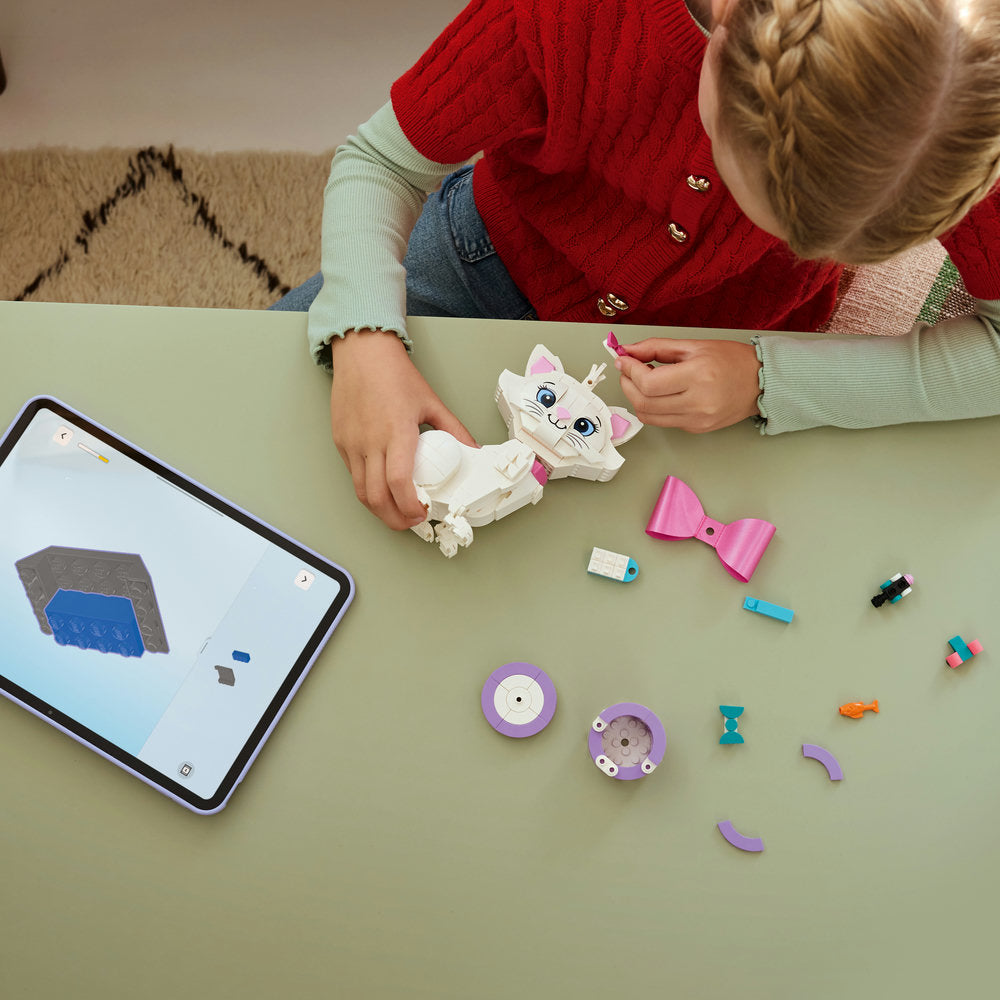 LEGO Disney 43286 The Aristocats Adorable Marie Age 7+ 369pcs