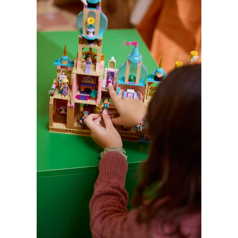 LEGO Disney 43297 Rapunzel's Castle Age 6+ 676pcs