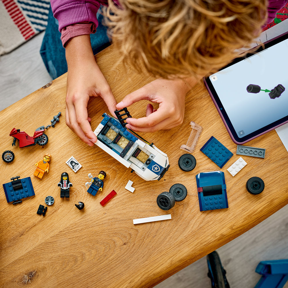 LEGO City 60479 Police Prisoner Transport Van Age 6+ 198pcs