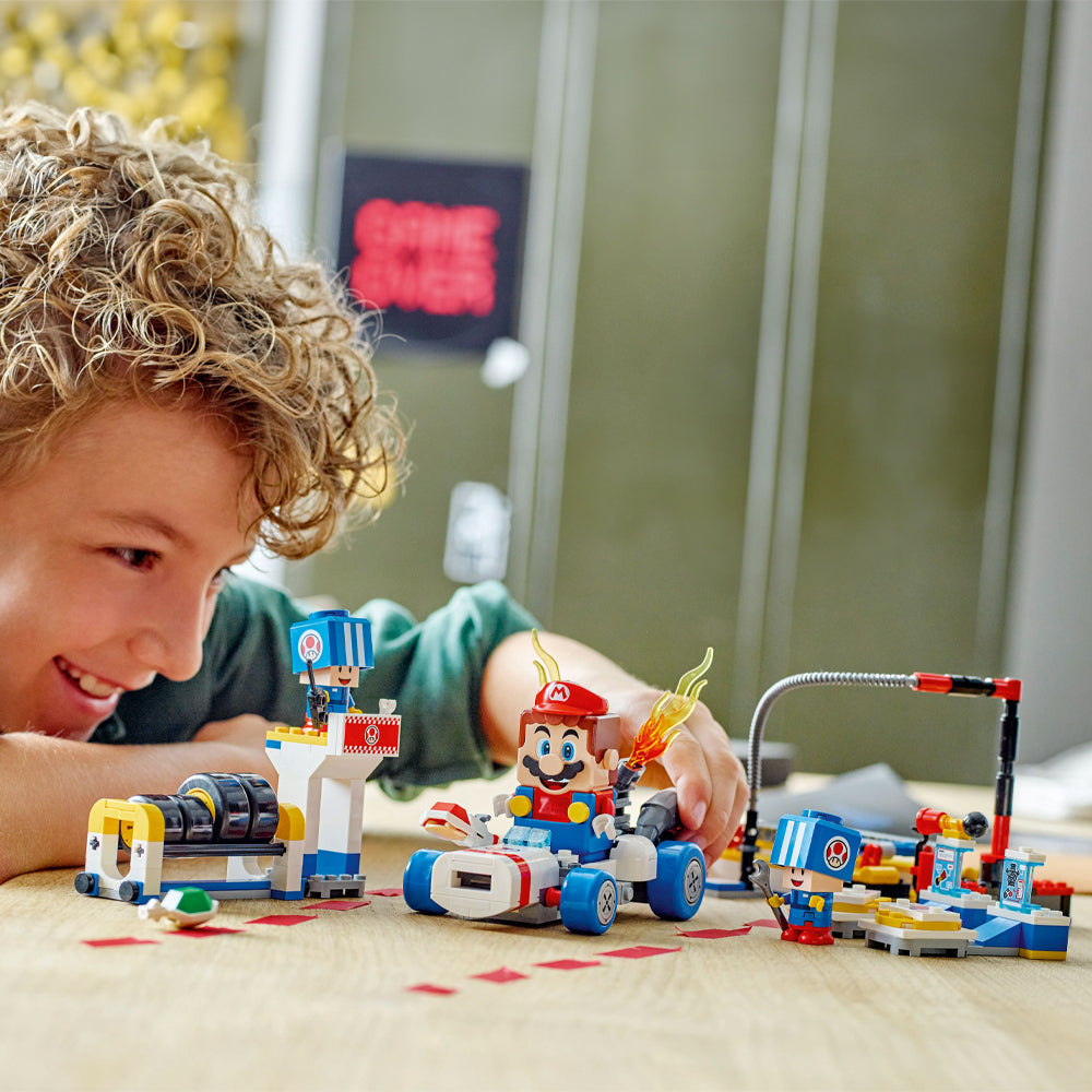 LEGO Super Mario 72035 Mario Kart - Toad's Garage Age 8+ 390pcs