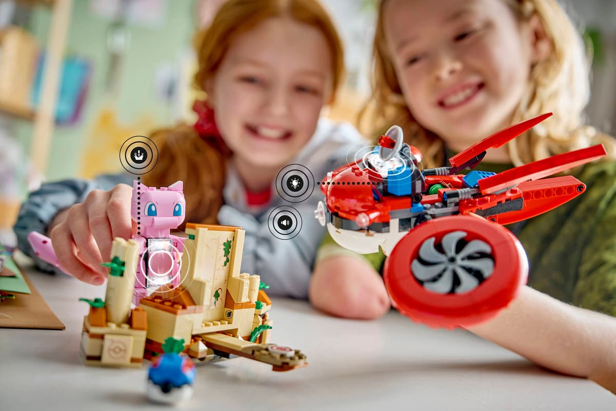 LEGO Pokémon 72161 SMART Play: Drone Search for Mythical Mew Age 8+ 429pcs