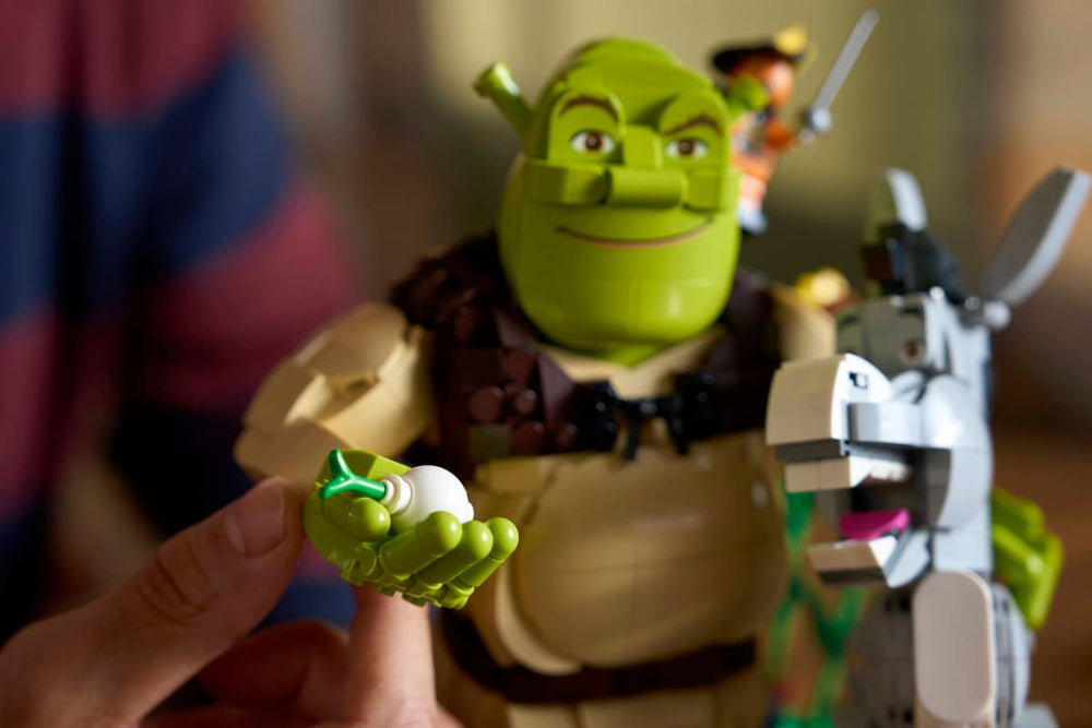 LEGO Shrek 72423 Shrek, Donkey & Puss in Boots Age 18+ 1403pcs