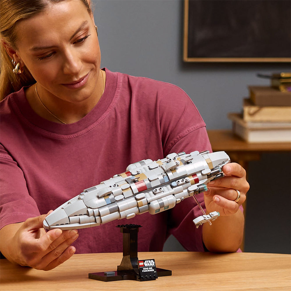 LEGO Star Wars 75405 Home One Starcruiser Age 18+ 559pcs