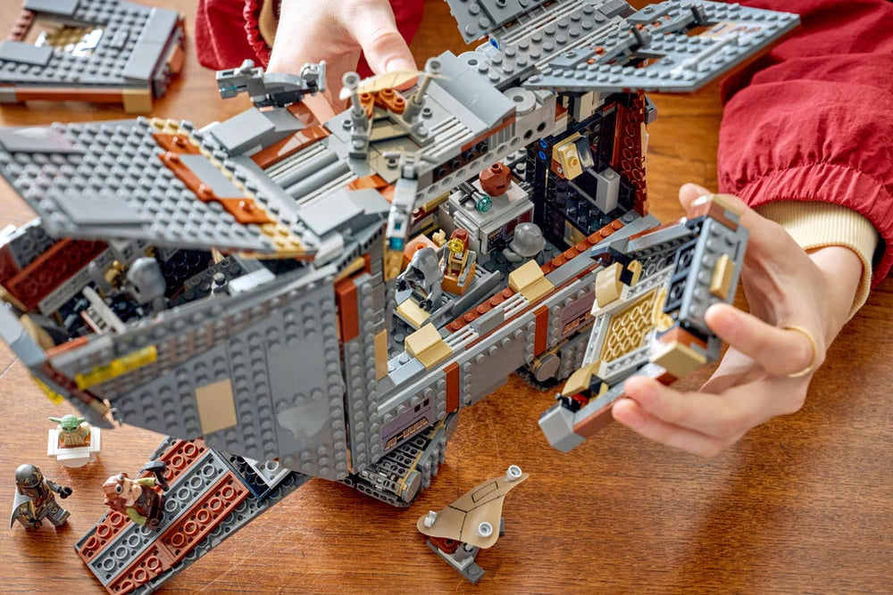 LEGO Star Wars 75453 Offworld Sandcrawler and Mudhorn Age 14+ 1683pcs