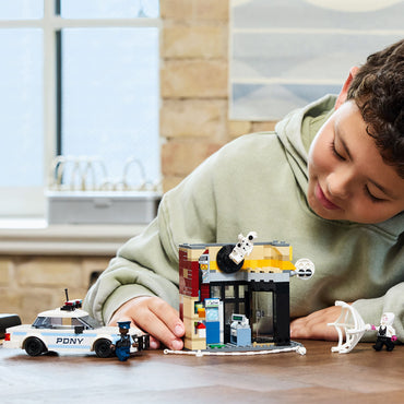 LEGO Marvel 76311 Spider-Verse: Miles Morales vs. The Spot Age 9+ 375pcs