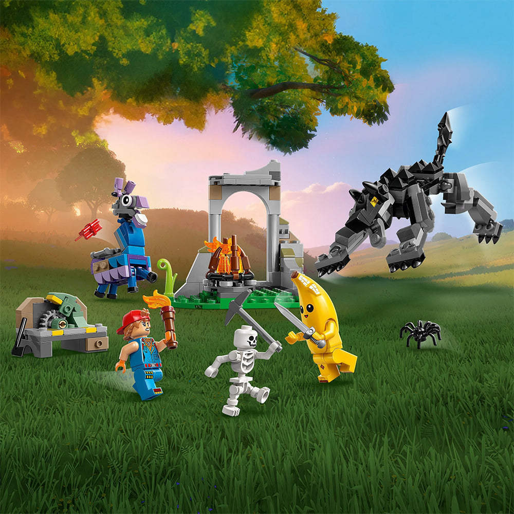 LEGO Fortnite 77075 Peely & Sparkplug's Camp Age 7+ 250pcs