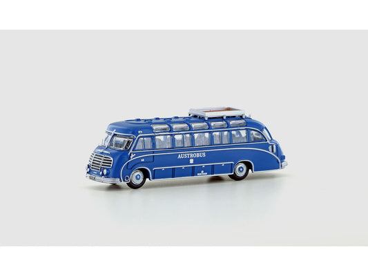 miNis LC4456  Setra S8 Austrobus N Gauge