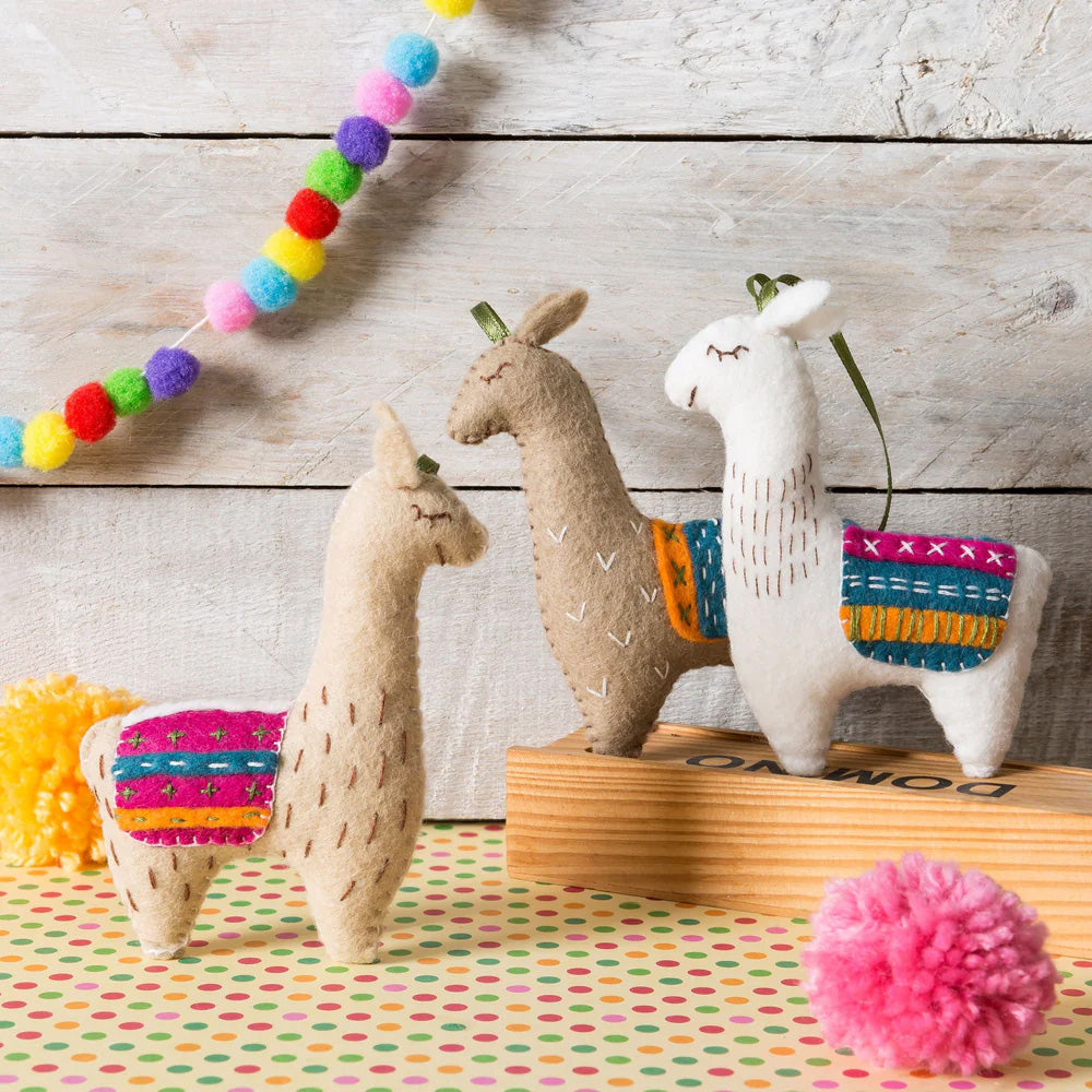 Corinne Lapierre Llamas Felt Craft Kit