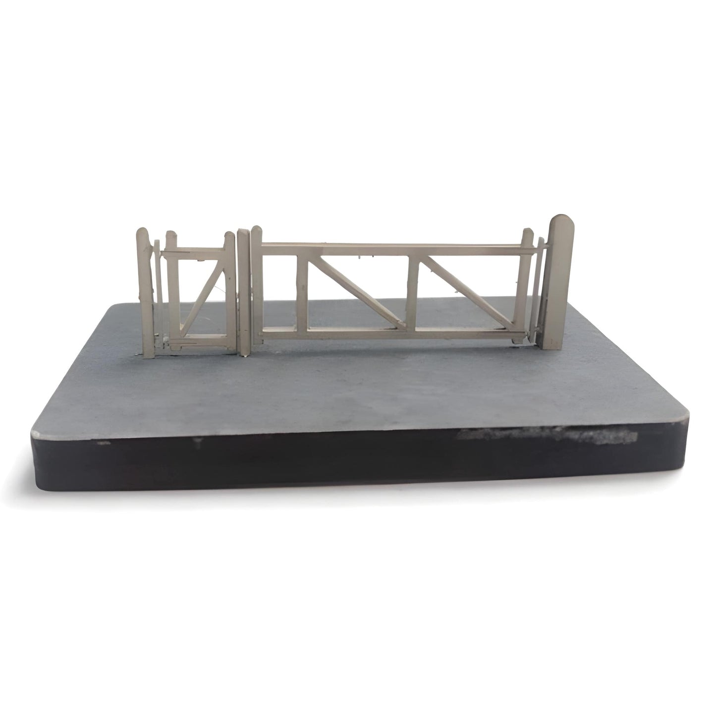 Scale Model Scenery LX484 NYMR Crossing Gates OO/HO Gauge