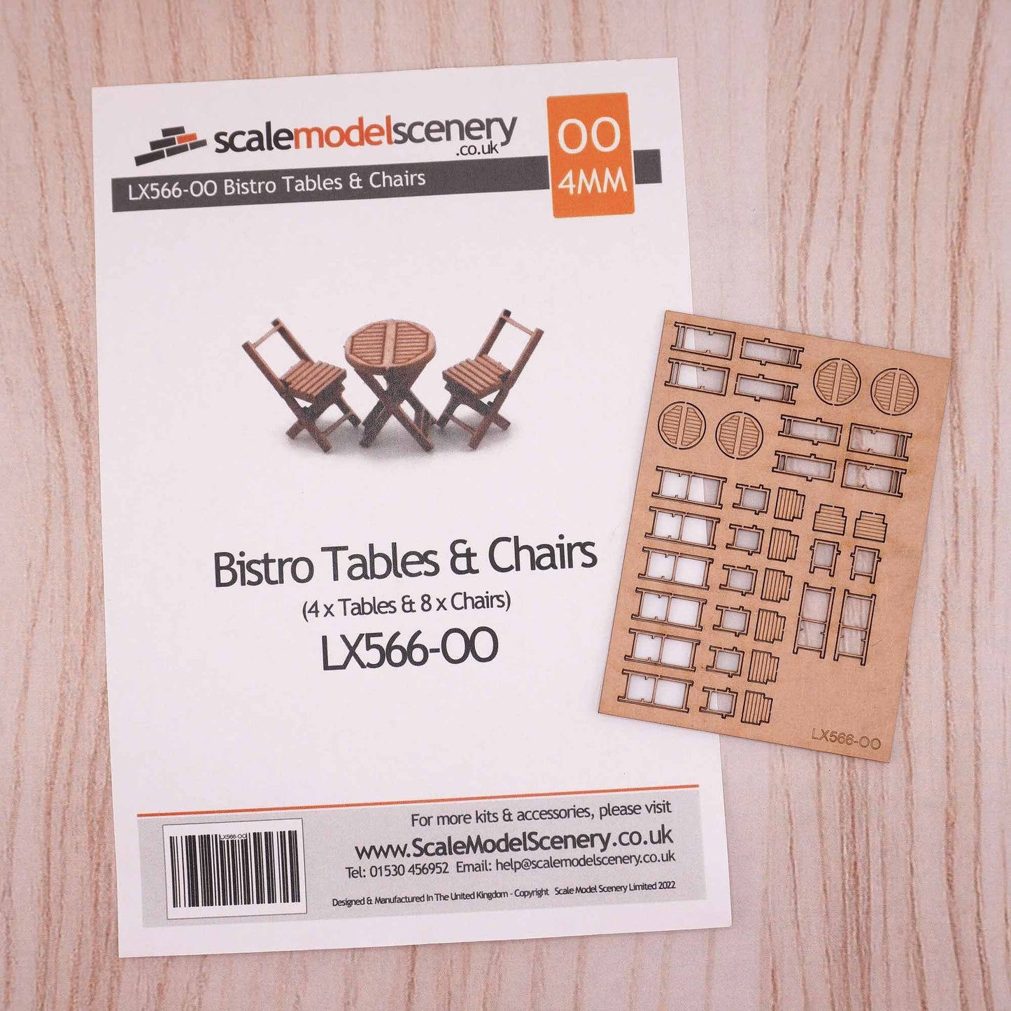 Scale Model Scenery LX566 Wooden Bistro Tables & Chairs OO/HO Gauge