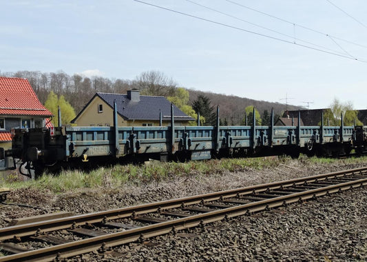 Minitrix PKP Res Low Sided Wagon VI N Gauge 15487