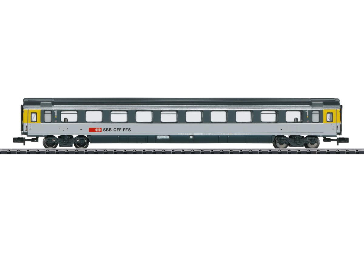 Minitrix SBB Apm 1st Class Express Coach (ex-Cisalpino) VI N Gauge 15652