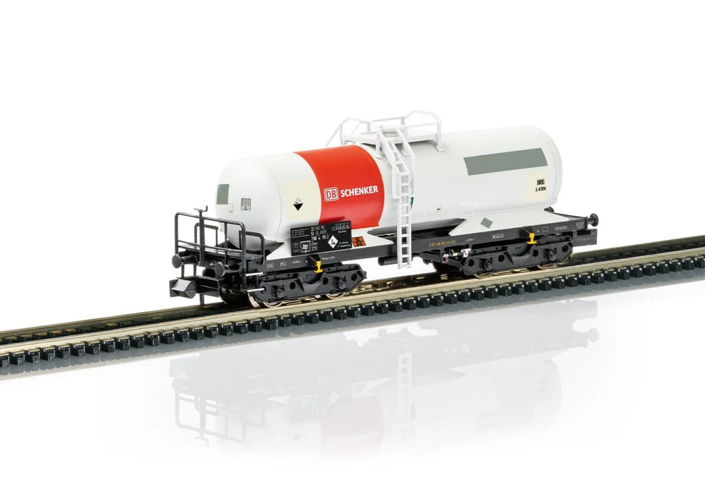 Minitrix PKP Cargo/DB Schenker Suplhuric Acid Bogie Tank Wagon VI M15659 N Gauge