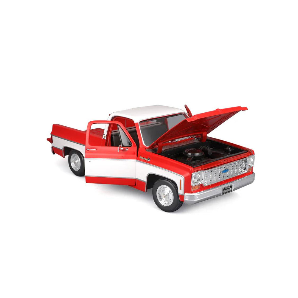 Maisto 1:18 Chevrolet C10 Cheyenne Super Pick Up Truck
