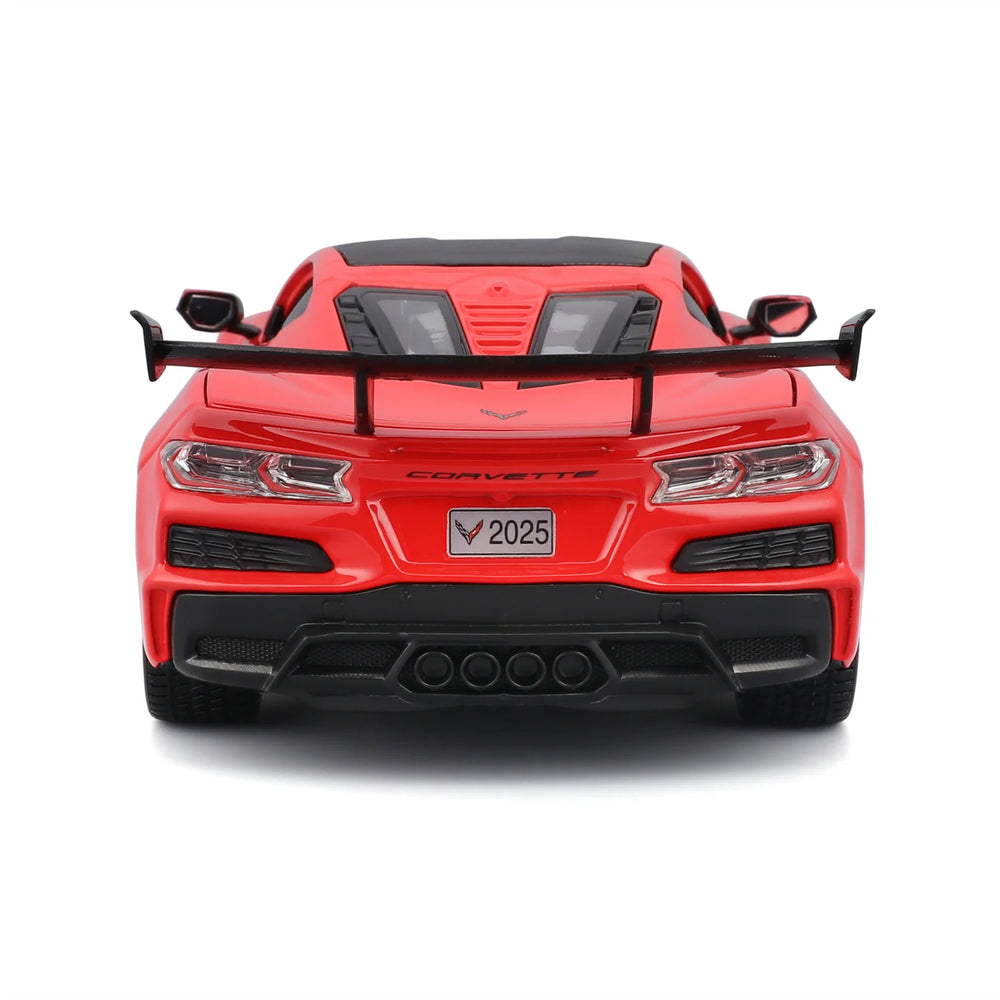 Maisto 1:24 Chevrolet Corvette ZR1 Red Diecast Model M32927