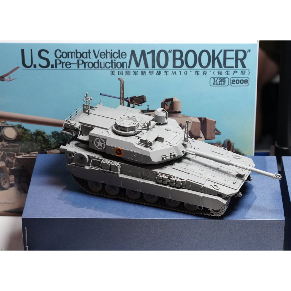 Magic Factory 2008 US Combat Vehicle M10 "Booker" 1:35 Model Kit