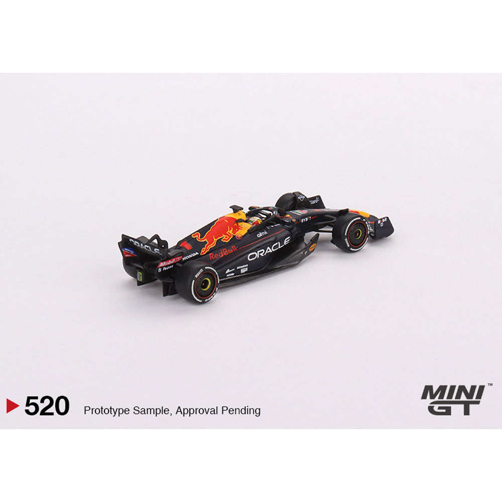 MiniGT Oracle Red Bull Racing RB18 Max Verstappen 1:64 Diecast Model 520-L