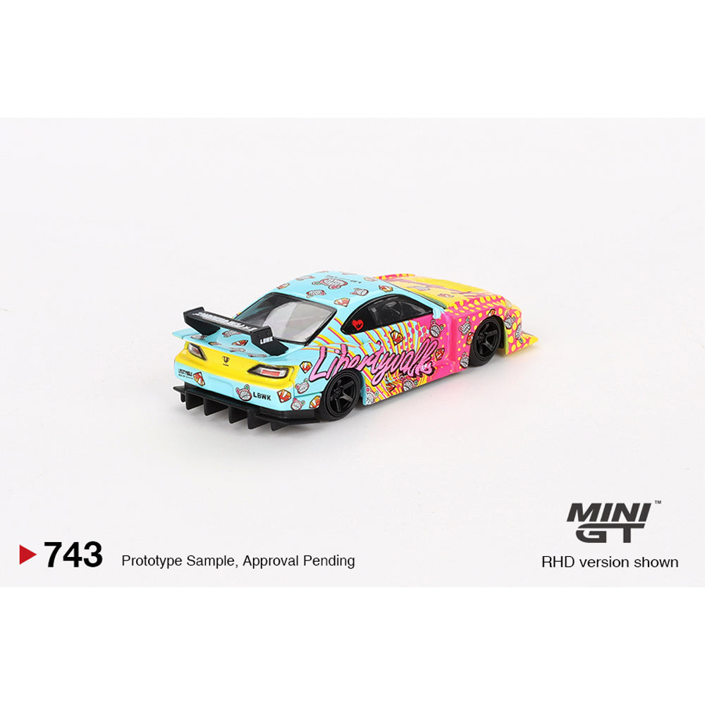 MiniGT Nissan LB-Super Silhouette S15 SILVIA LBWK KUMA 1:64 Diecast Car 743