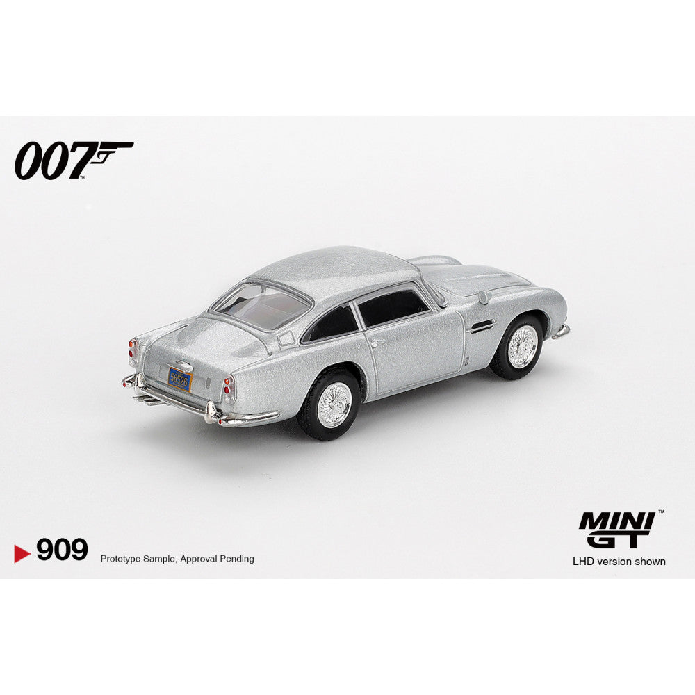 MiniGT James Bond Aston Martin DB5 Casino Royale Chinese 1:64 Diecast 0909-007SC