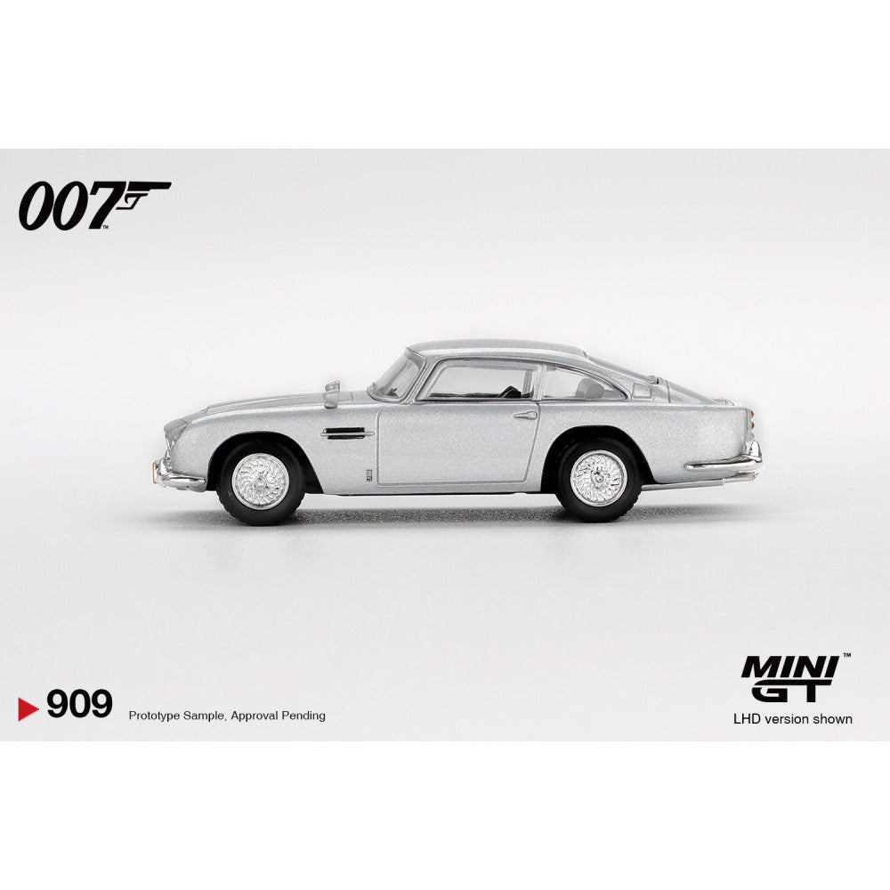 MiniGT James Bond Aston Martin DB5 Casino Royale Chinese 1:64 Diecast 0909-007SC