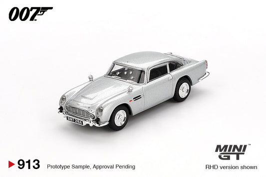 MiniGT Aston Martin DB5 Skyfall (RHD) Japanese Blister Pkg 1:64 Car 0913-007J
