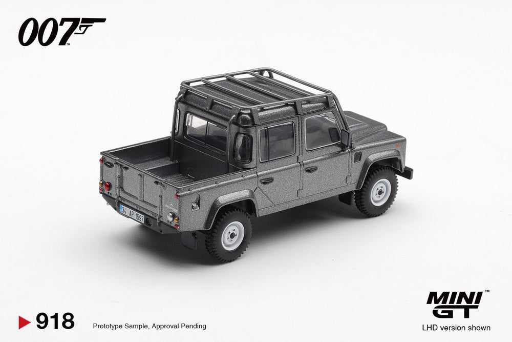 MiniGT James Bond Land Rover Defender 110 Crew Skyfall English 1:64 0918-007E