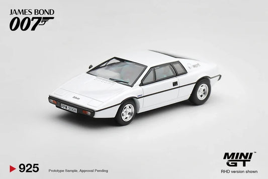 MiniGT Lotus Esprit S1 Spy Who Loved Me RHD English 1:64 Diecast Model 925-007E