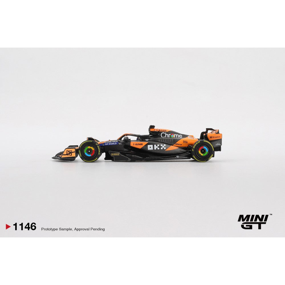 MiniGT McLaren MCL38 No.81 Oscar Piastri 2024 F1 2024 Hungaria 1:64 Car 1146-L