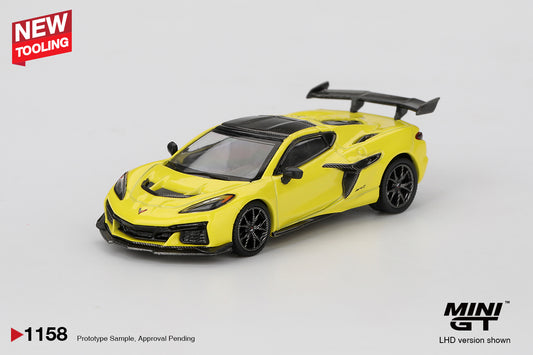 MiniGT Chevrolet Corvette ZR1 Accelerate Yellow (LHD) 1:64 Car 1158-L
