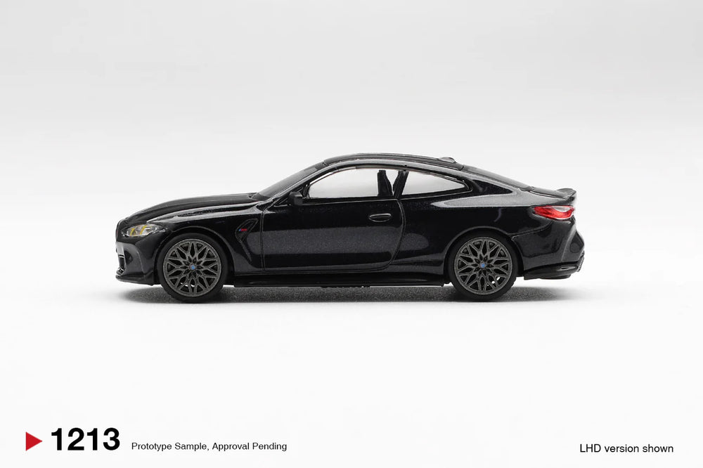 MiniGT BMW M4 CS Black Sapphire (RHD) 1:64 Diecast Car 1213-R