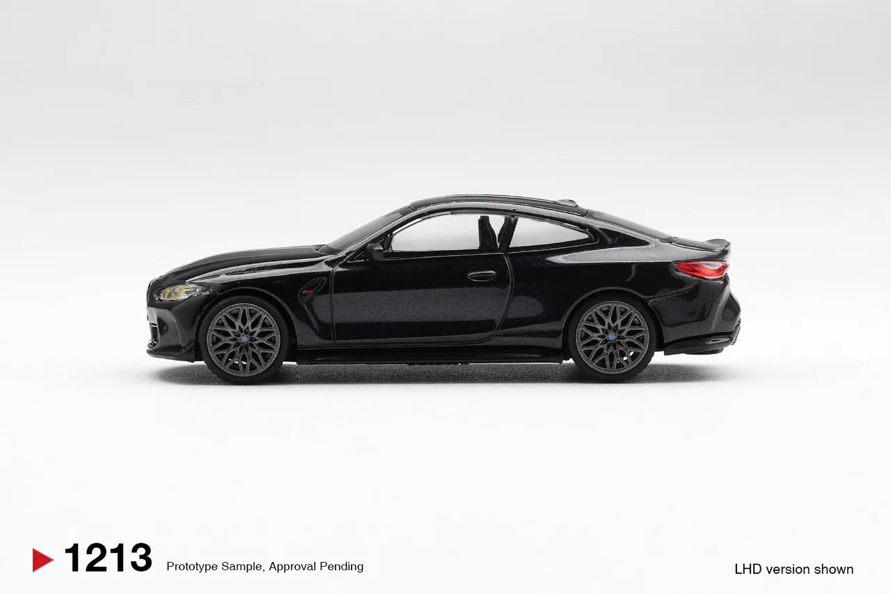 MiniGT BMW M4 CS Black Sapphire (RHD) 1:64 Diecast Car 1213-R