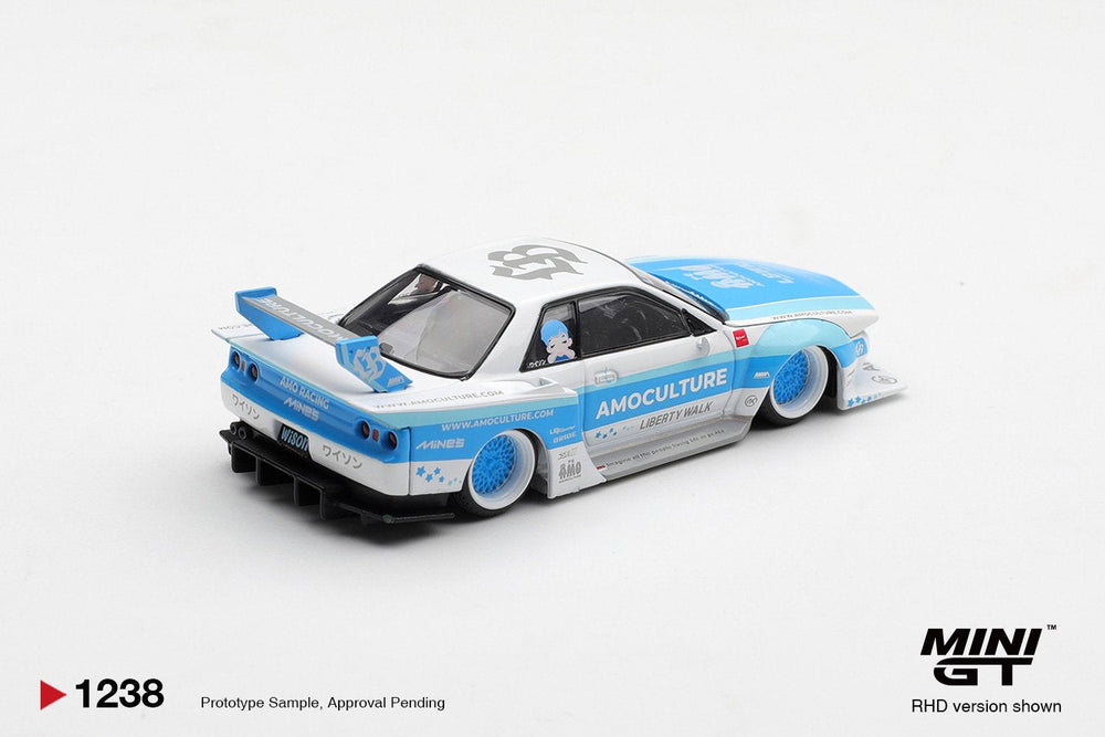 MiniGT Nissan Silvia S15 LB-SUPER Silhouette 1:64 Diecast Car 1239-R