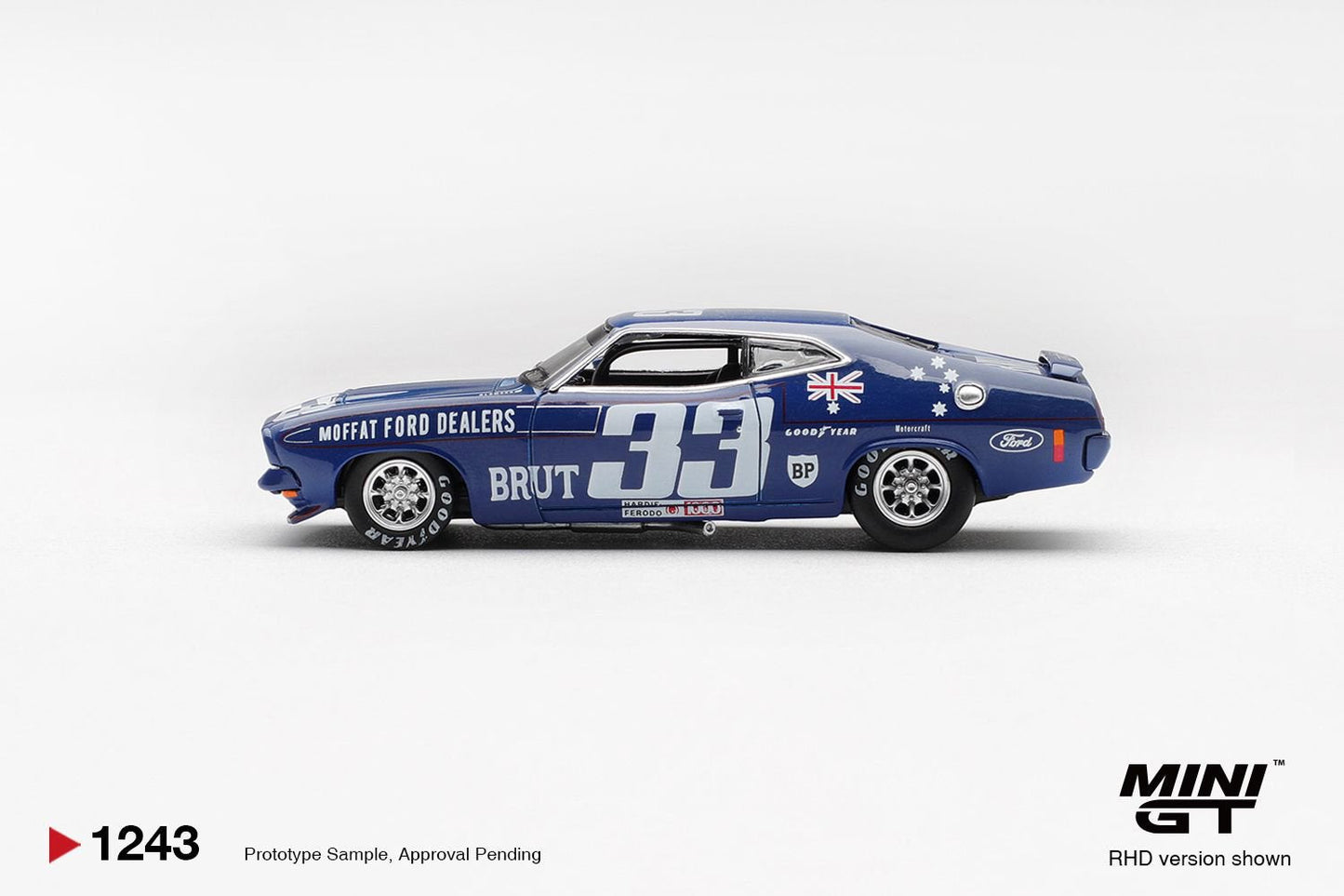 MiniGT Ford XB Falcon GT No.33 1974 Bathurst 1:64 Diecast Car 1243-R