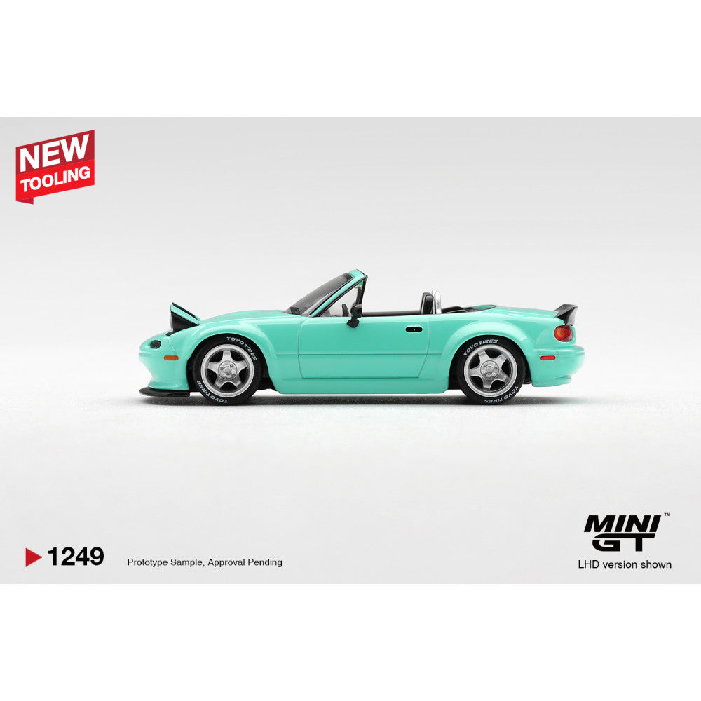 MiniGT Mazda MX-5 (NA) Pandem Mint Green 1:64 Diecast Car 1249-R