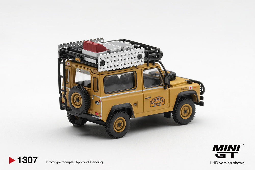 MiniGT Land Rover Defender 90 1985 Camel Borneo JA 1:64 Diecast Car 1307-L