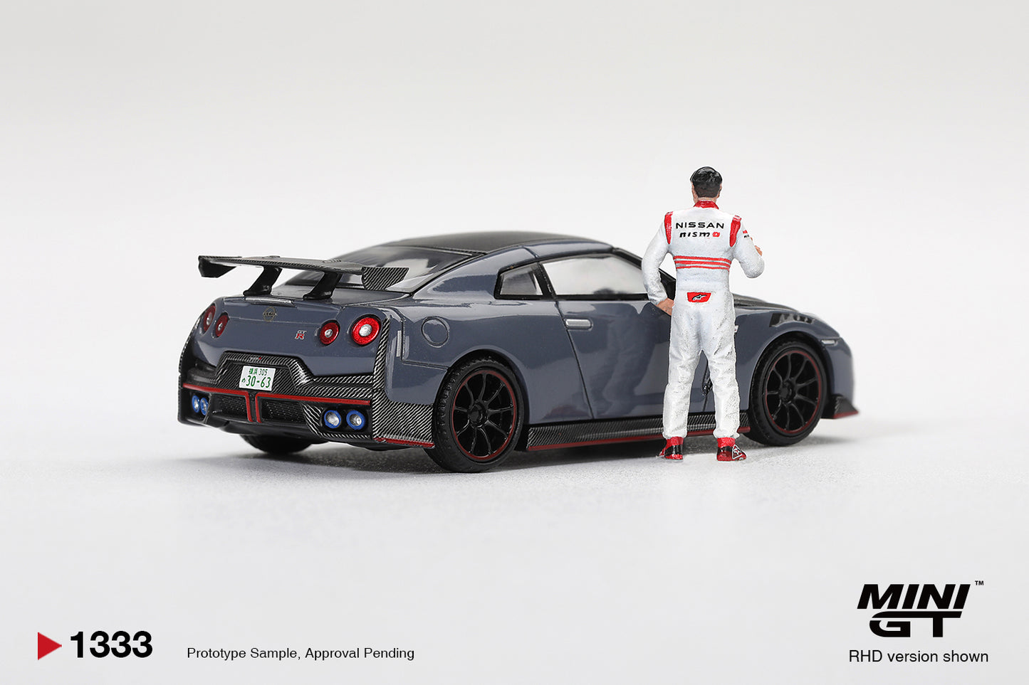 MiniGT Nissan GT-R NISMO 2024 Tsukuba Lap Record w/Matsuda Figure 1:64 1333-R
