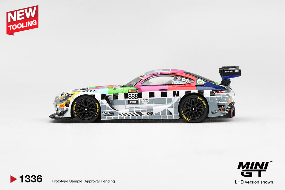 MiniGT Mercedes-AMG GT3 No.888 Team GMR Meguiars Bathurst 2025 LHD 1:64 1336-L