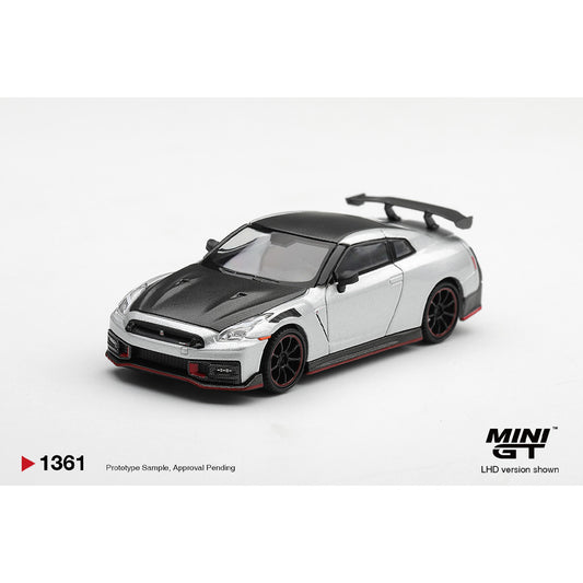 MiniGT Nissan GT-R Nismo 2024 Silver 1:64 Diecast Car 1361