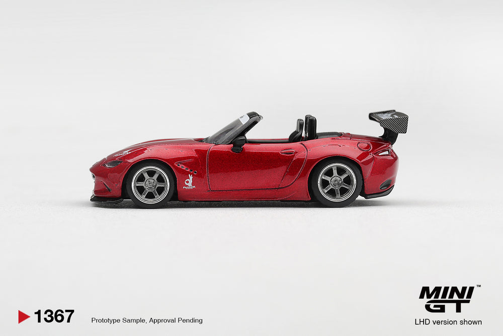 MiniGT Mazda Miata MX-5 Pandem Kodo Red 1:64 Diecast Model MGT01367-R