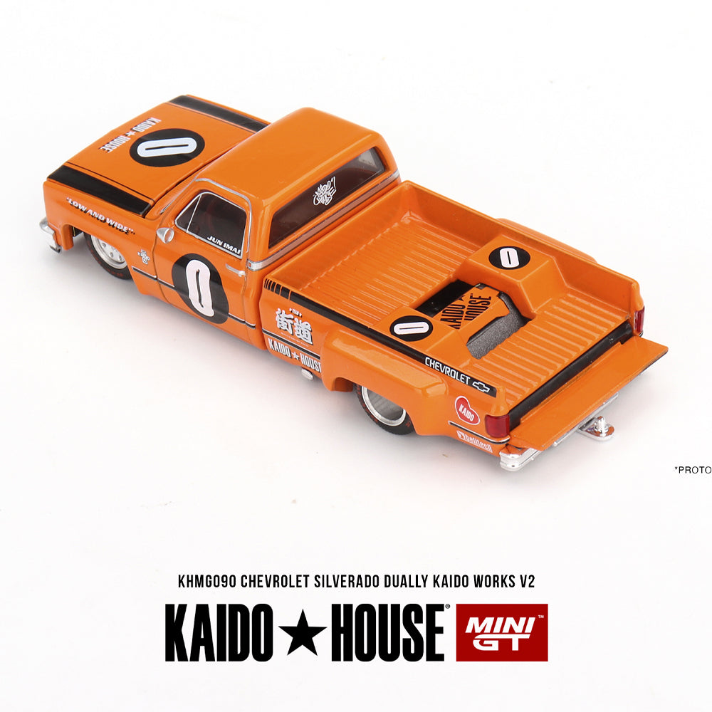 MiniGT Chevrolet Silverado Dually KAIDO Works V2 1:64 Diecast Model KHMG090