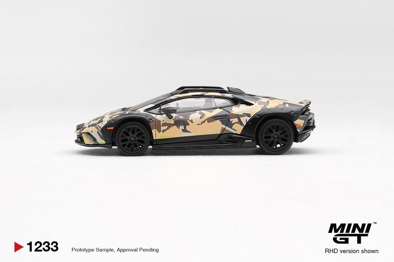 MiniGT Lamborghini Huracan Sterrato All Terrain Set 1:64 Car MGTS0026