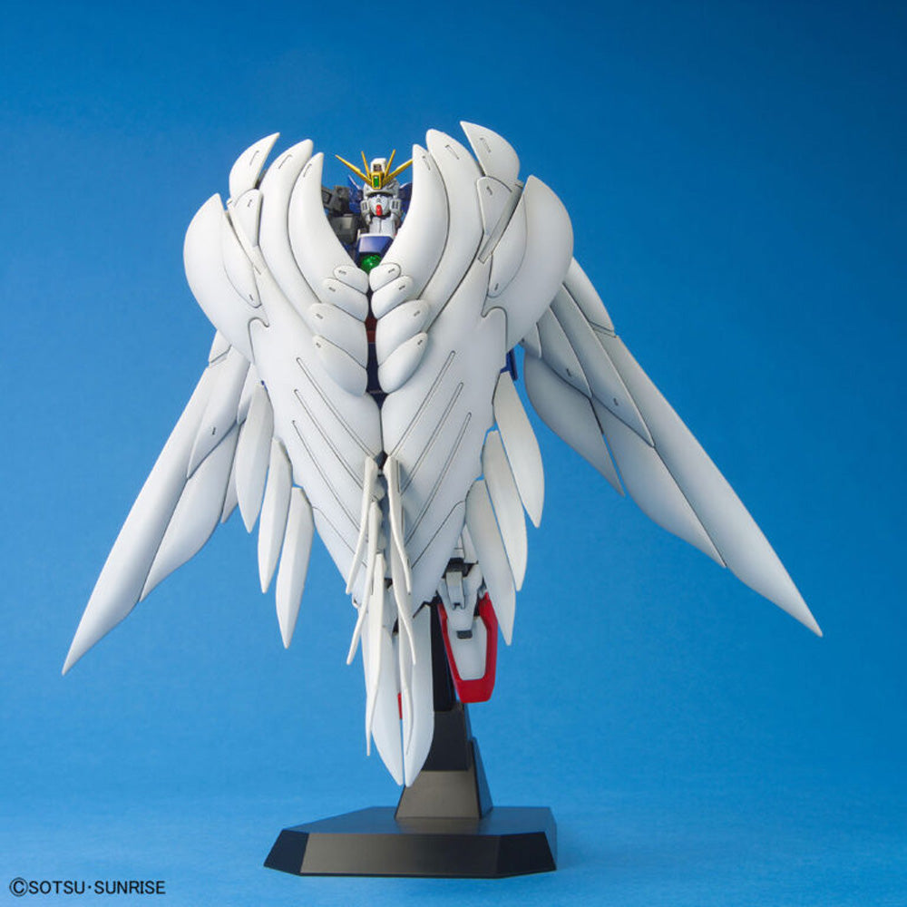 Bandai MG AC Wing Gundam Zero Custom EW Gunpla Kit MK63541