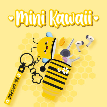 Legami Mini Kawaii Coin Purse Case Keyring - Bumblebee
