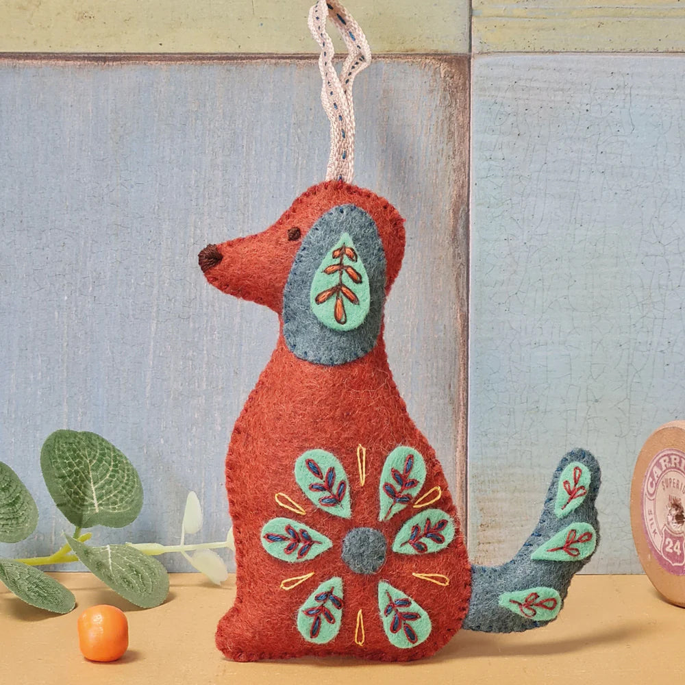 Corinne Lanpierre Folk Dog Felt Craft Mini Kit