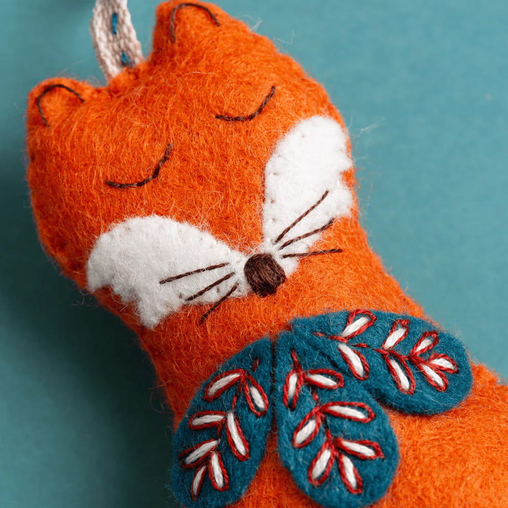 Corinne Lapierre Folk Embroidered Fox Felt Craft Mini Kit