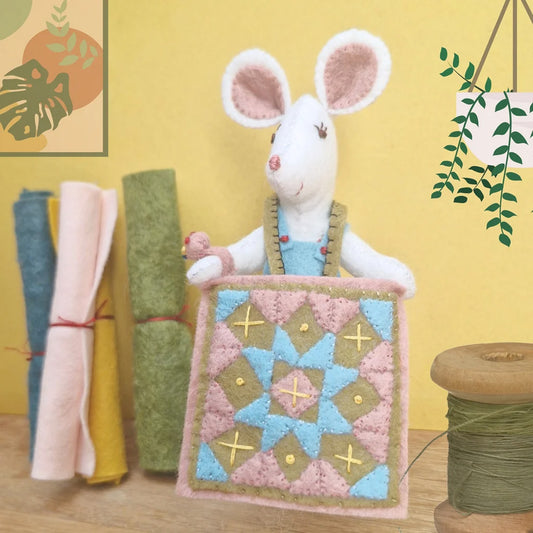 Corinne Lapierre Little Mouse Makes a Quilt Felt Craft Mini Kit