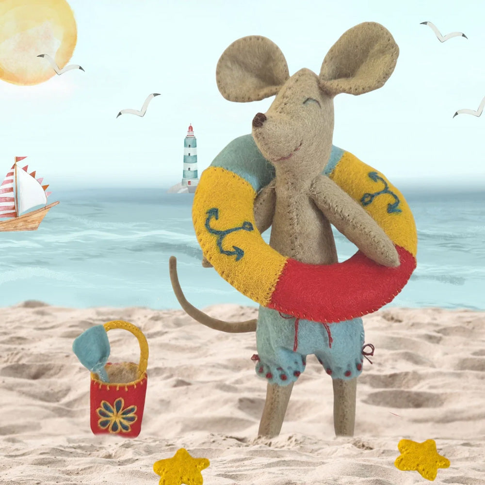 Corinne Lapierre Little Mouse at the Seaside Felt Craft Mini Kit
