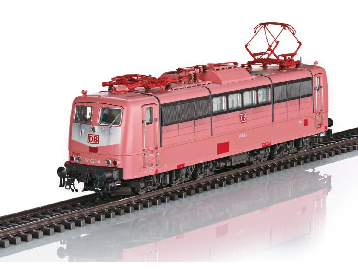 Marklin DB BR151 025-4 Electric Locomotive Weathered V (AC-Sound) 39136 HO Gauge