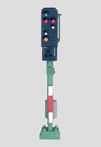 Marklin MN89393 Colour Light Exit Signal 4 Aspect 34mm Z Scale